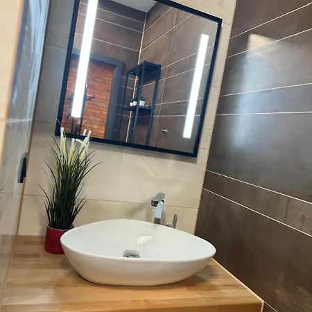 Apartment Mdr *